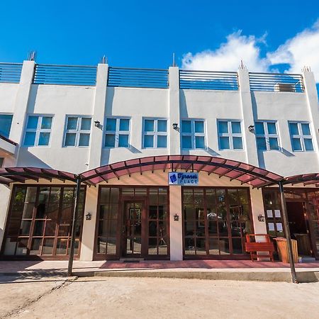 Hotel Balai Carmela à Tuguegarao Extérieur photo