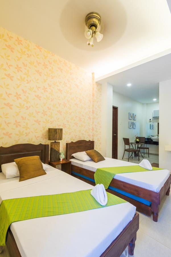 Hotel Balai Carmela à Tuguegarao Extérieur photo