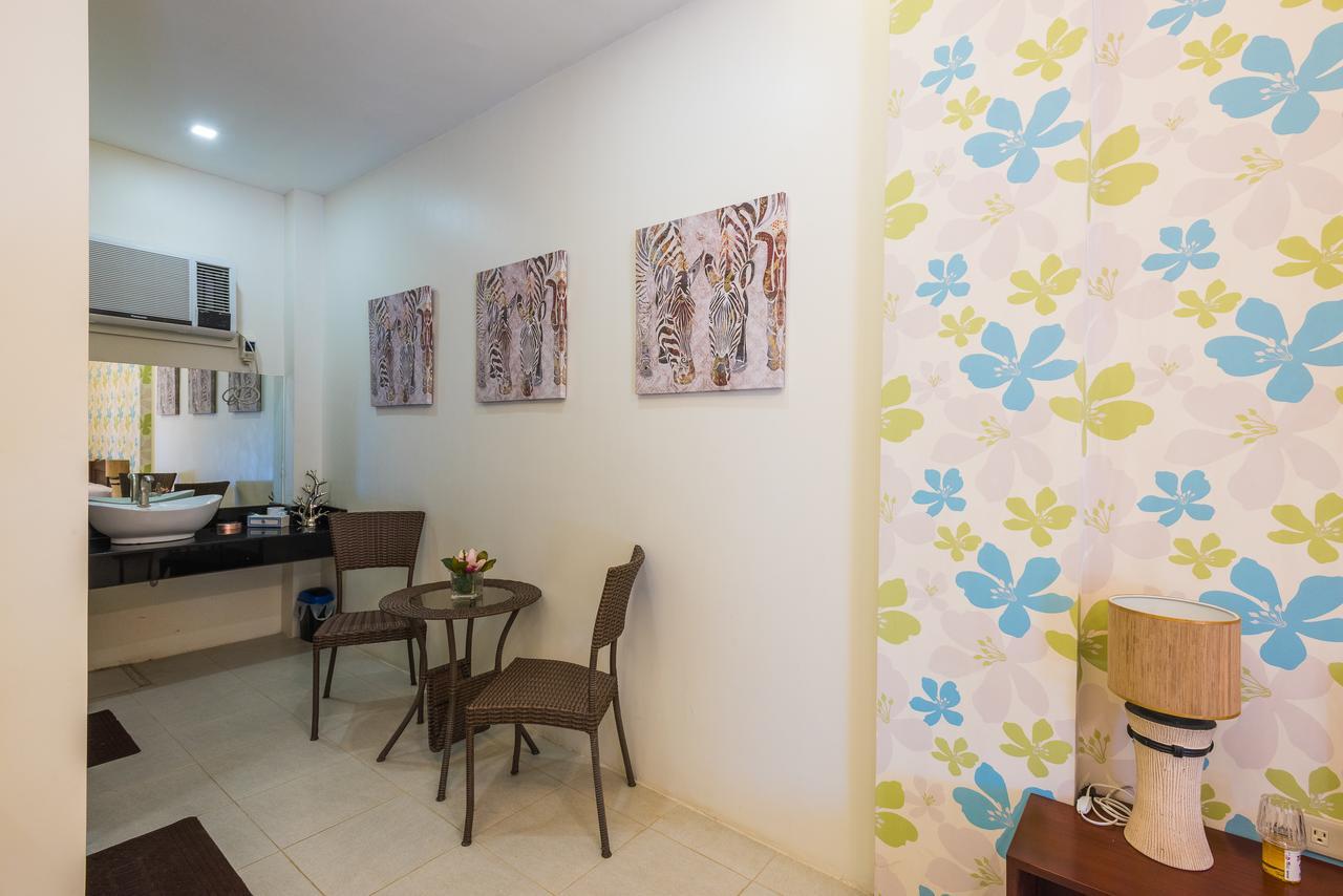 Hotel Balai Carmela à Tuguegarao Extérieur photo