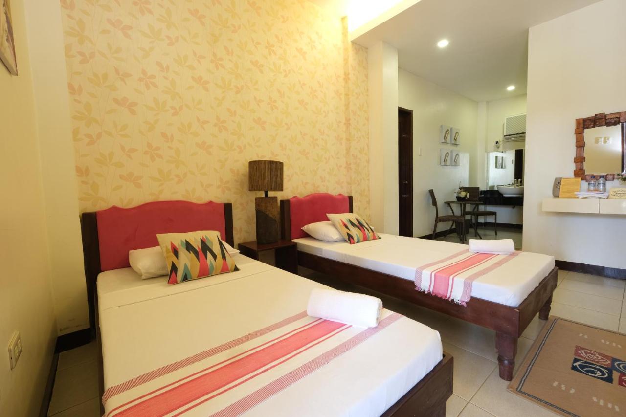 Hotel Balai Carmela à Tuguegarao Extérieur photo